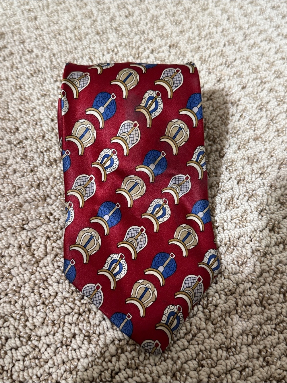 Classic Red Patterned Men's silk Tie